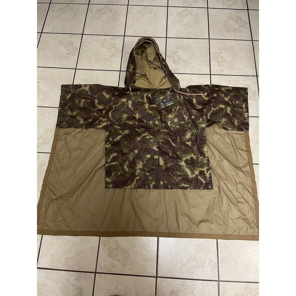Star Wars Galaxy's Edge Batuu Poncho Hooded Rain Cape Disney Parks NWT XXS XS